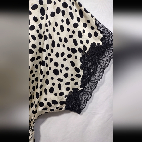 Vintage Natori Animal Print Silk Robe Women's P Ivory Black Retro 90s Y2K Slip - Picture 7 of 8